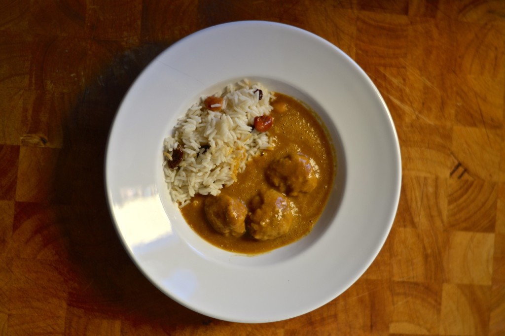 Albóndigas al curry
