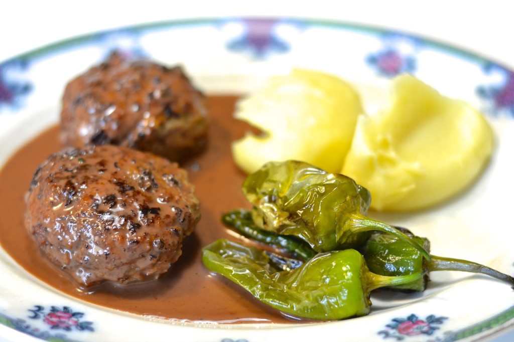 Hamburguesas a la pimienta verde